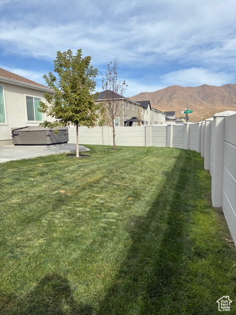 Photo 8 for MLS #2103849 at 1744 E Meadowlark Dr