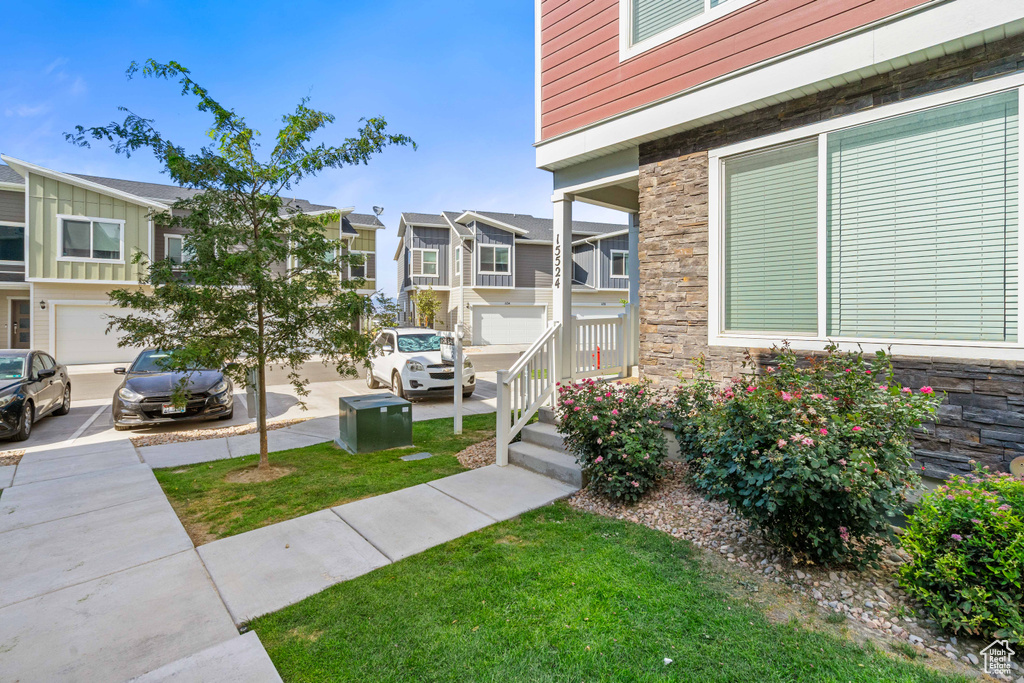 Photo 3 for MLS #2103852 at 15524 S Trumpet Ln