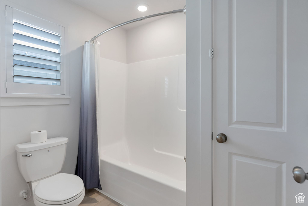 983 N CAMBRIDGE WAY Kaysville, UT 84037
