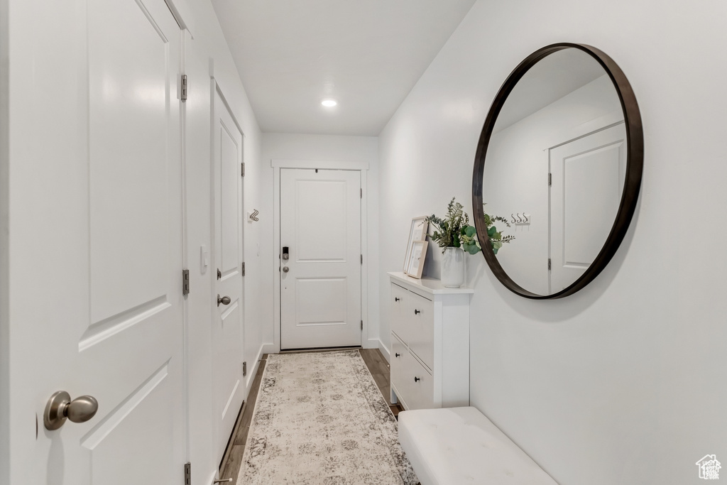 Photo 3 for MLS #2103857 at 1178 E Trident Dr