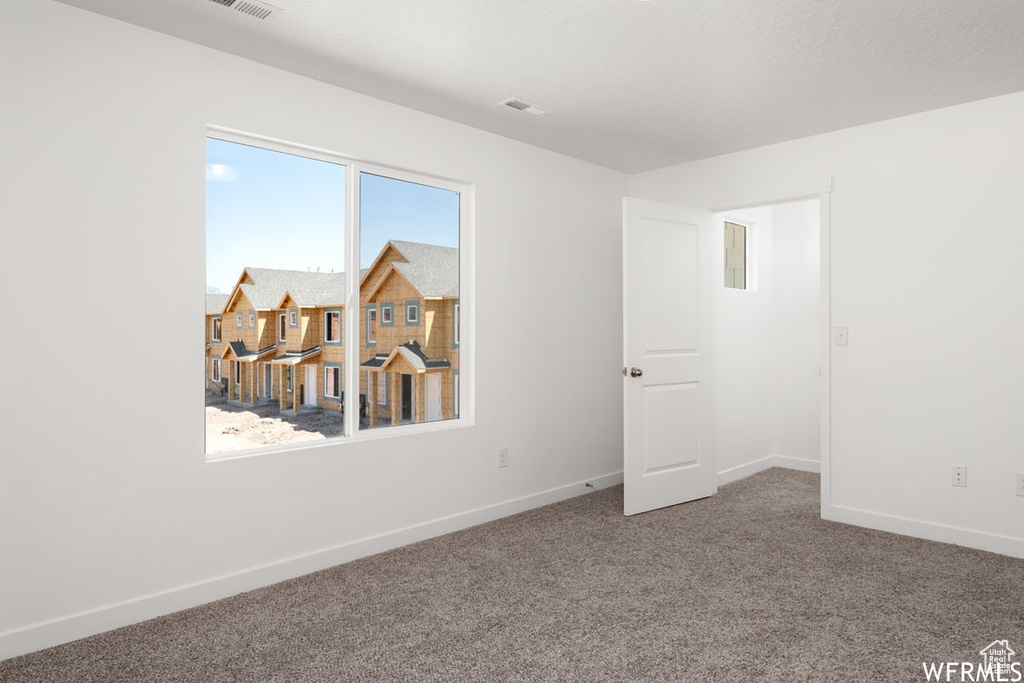 Photo 7 for MLS #2103857 at 1178 E Trident Dr