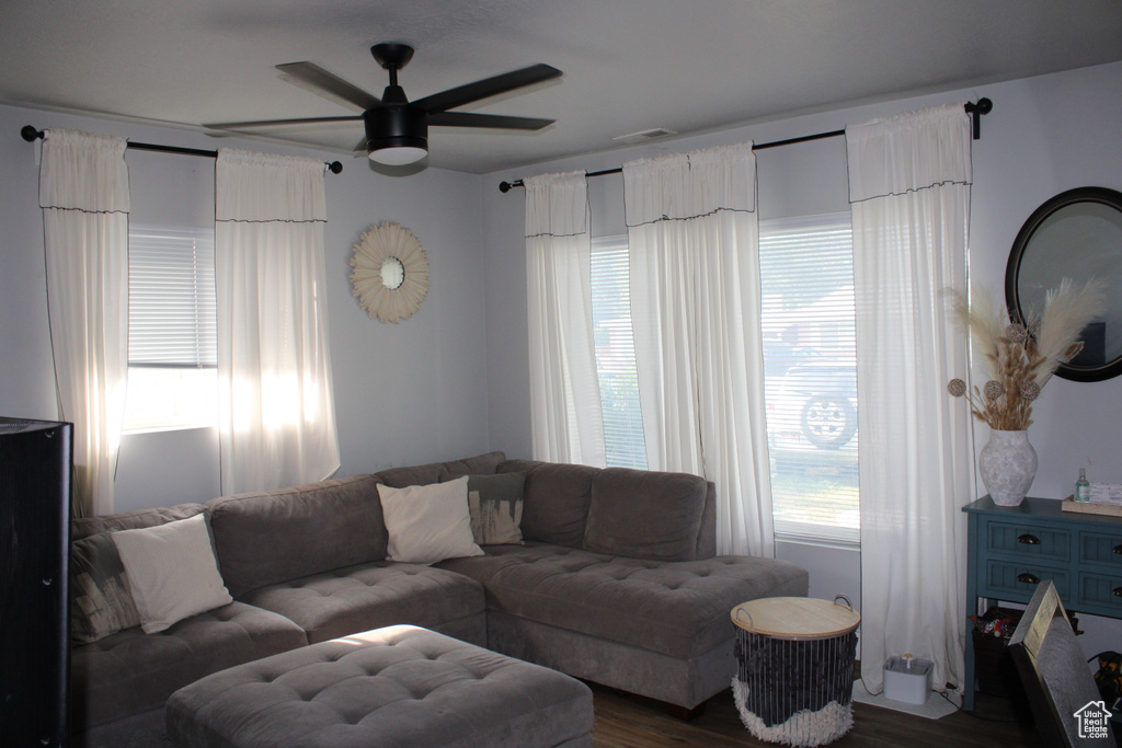 Photo 7 for MLS #2103859 at 3007 W 2960 South