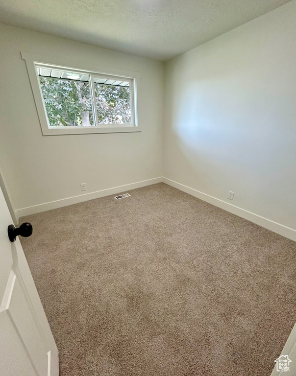 4915 W JANETTE AVE West Valley City, UT 84120