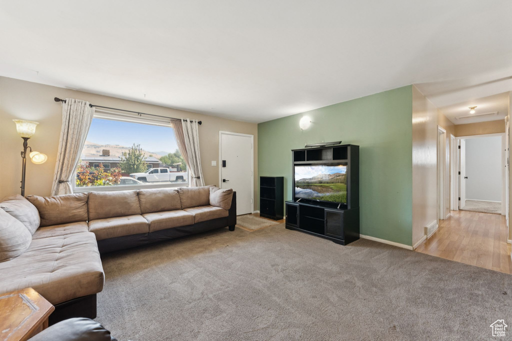 1061 N CAPISTRANO DR Salt Lake City, UT 84116
