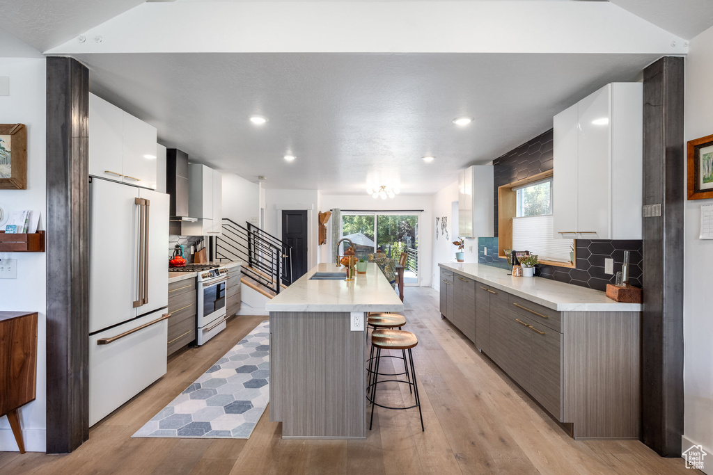 1726 E YALE AVE Salt Lake City, UT 84108