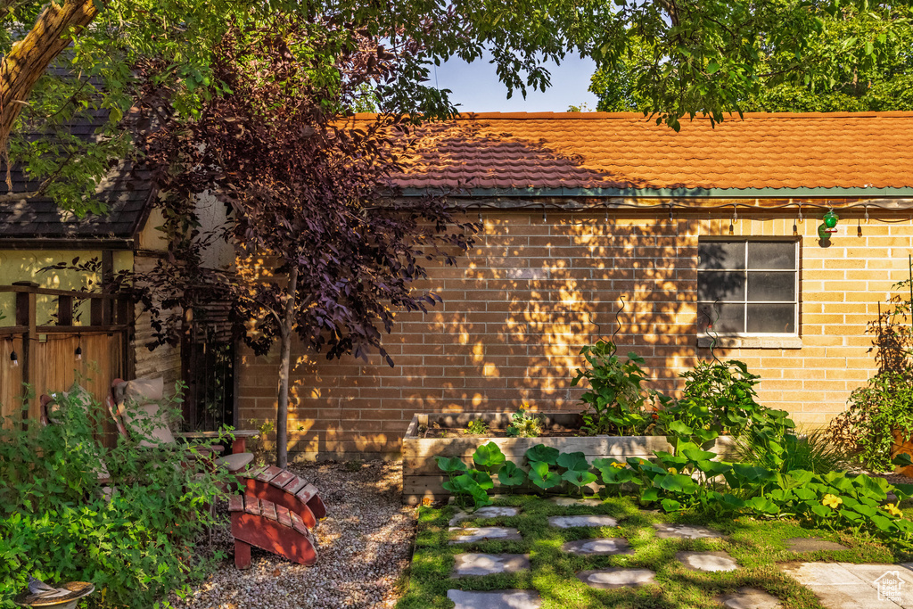 1726 E YALE AVE Salt Lake City, UT 84108