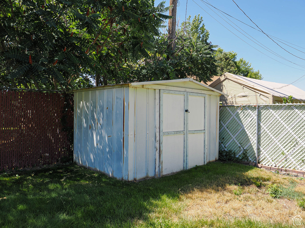 7986 S COOLIDGE ST Midvale, UT 84047