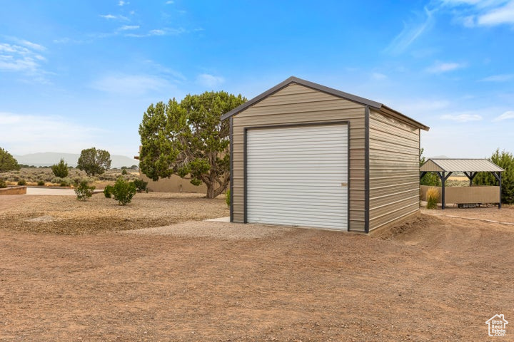 Photo 42 for MLS #2103922 at 2925 Juniper Rd