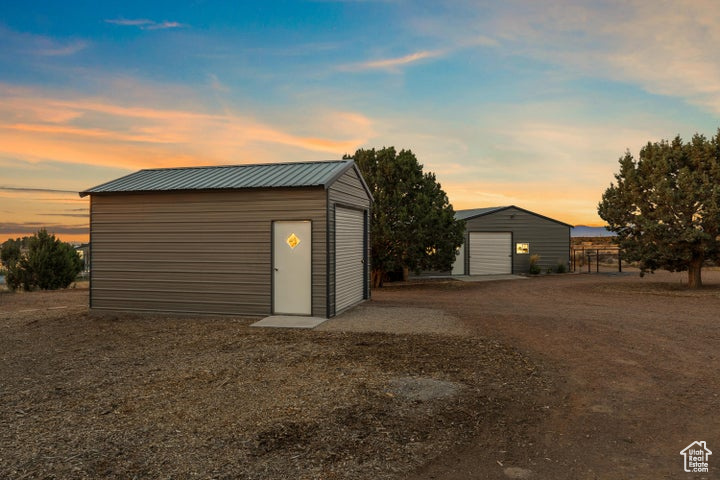 Photo 5 for MLS #2103922 at 2925 Juniper Rd
