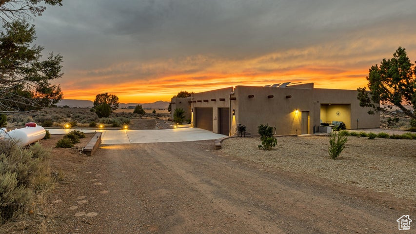 Photo 4 for MLS #2103922 at 2925 Juniper Rd