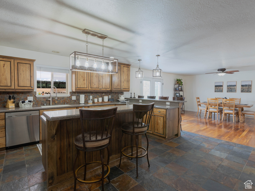 1819 N 1400 W Redmond, UT 84652