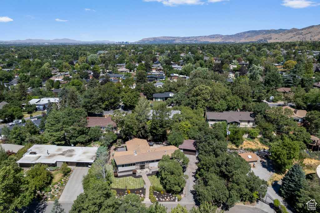 2885 E LIVE OAK CIR Salt Lake City, UT 84117