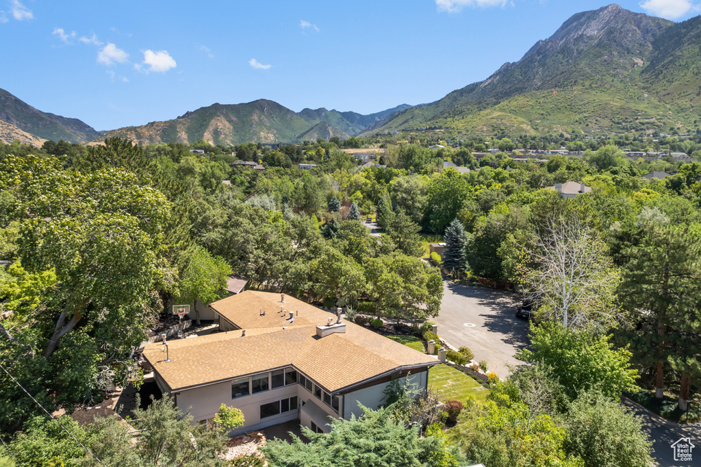 2885 E LIVE OAK CIR Salt Lake City, UT 84117