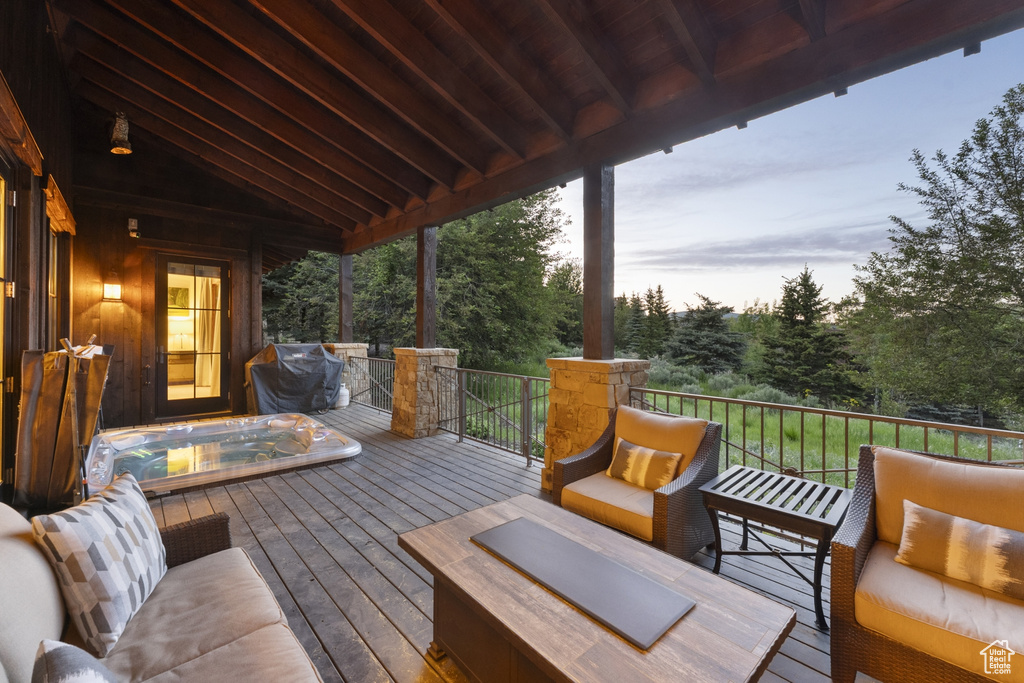 8052 WESTERN SKY Park City, UT 84098