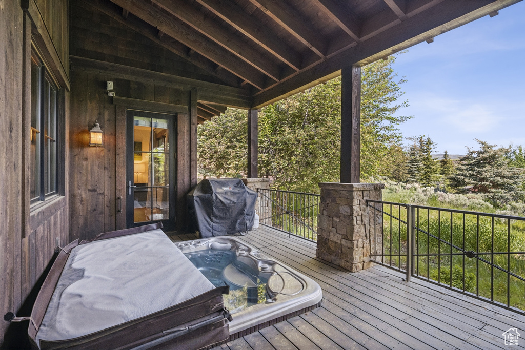 8052 WESTERN SKY Park City, UT 84098