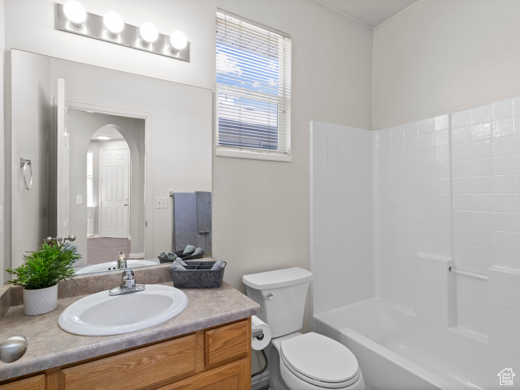 6736 S EMPRESS LN West Jordan, UT 84084