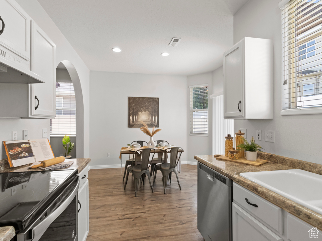 6736 S EMPRESS LN West Jordan, UT 84084