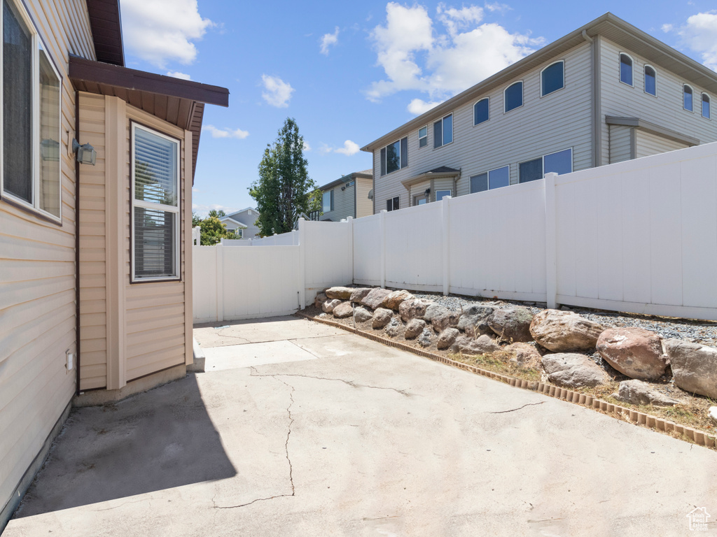 6736 S EMPRESS LN West Jordan, UT 84084