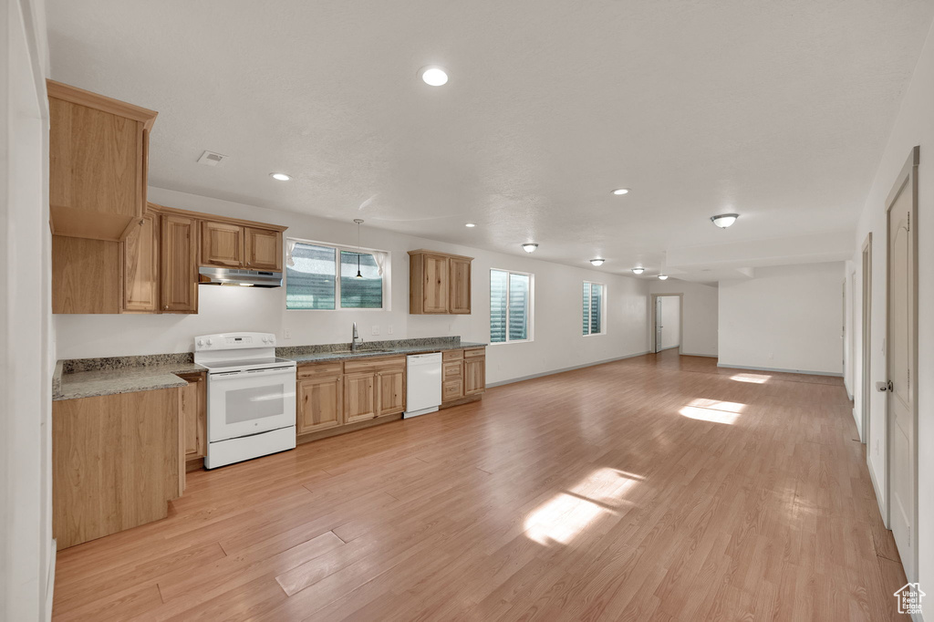11716 S 2610 W Riverton, UT 84065