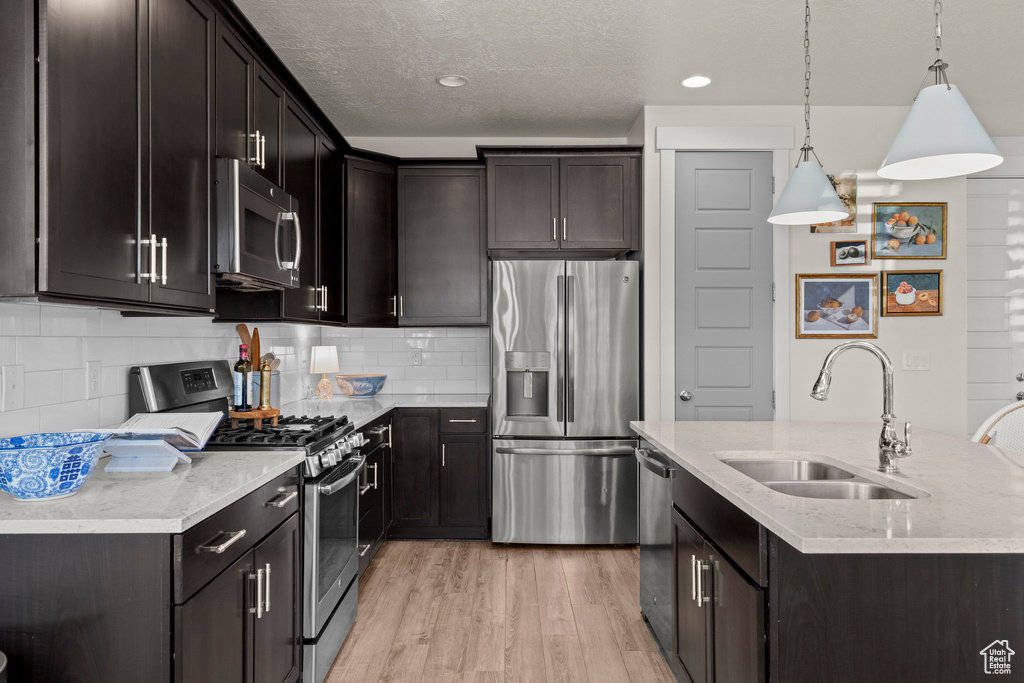 804 W 2700 N Lehi, UT 84043