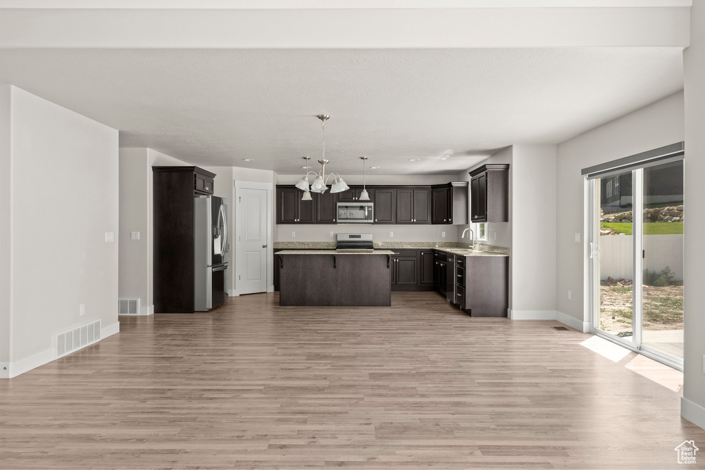 Photo 17 for MLS #2103960 at 1453 W Linen Way