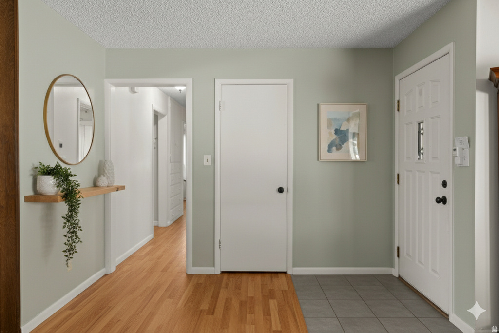 5889 S KINGSTON WAY Murray, UT 84107