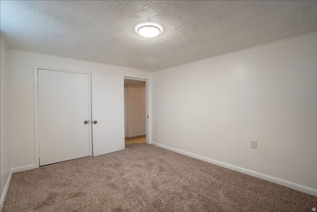 5889 S KINGSTON WAY Murray, UT 84107