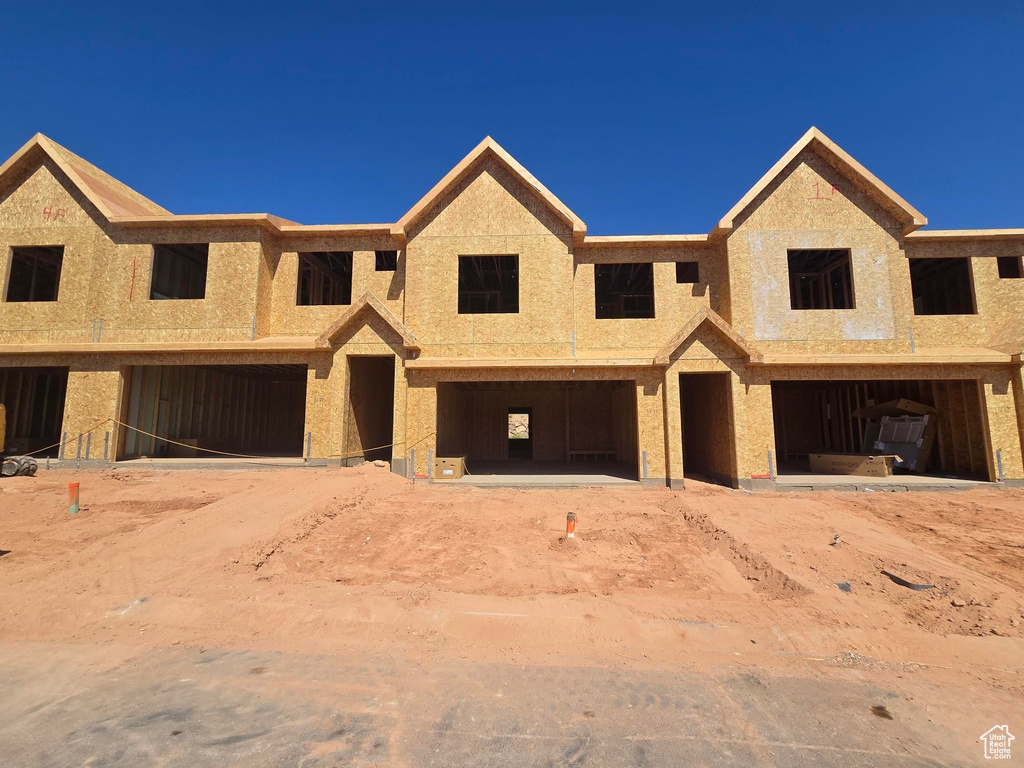 Photo 2 for MLS #2103997 at 1714 S Ripple Rock Dr #3168