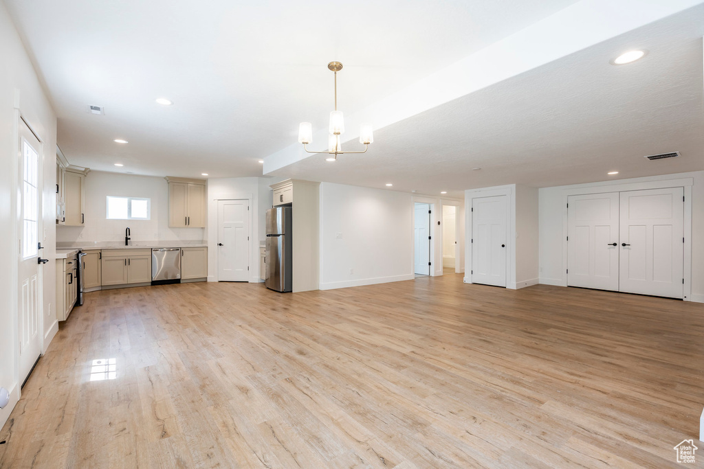 Photo 33 for MLS #2104008 at 2039 S Roan Ave