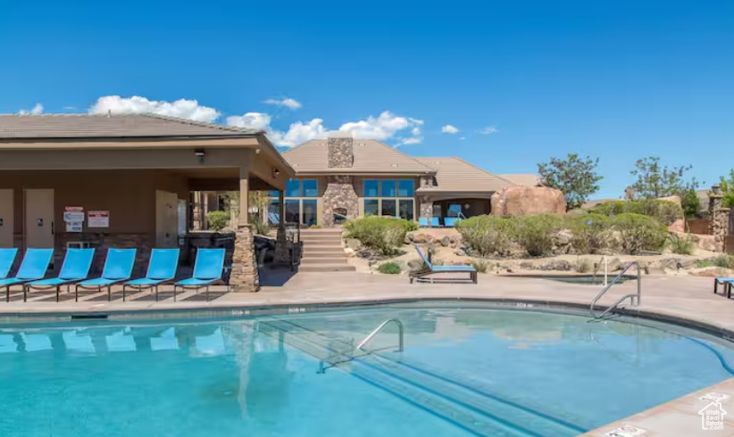 Photo 24 for MLS #2104011 at 2063 N Coral Ridge Dr