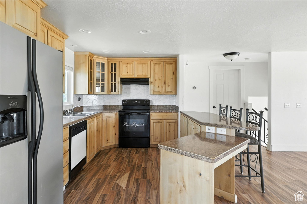 Photo 15 for MLS #2104019 at 2306 S Pelican Pond Rd