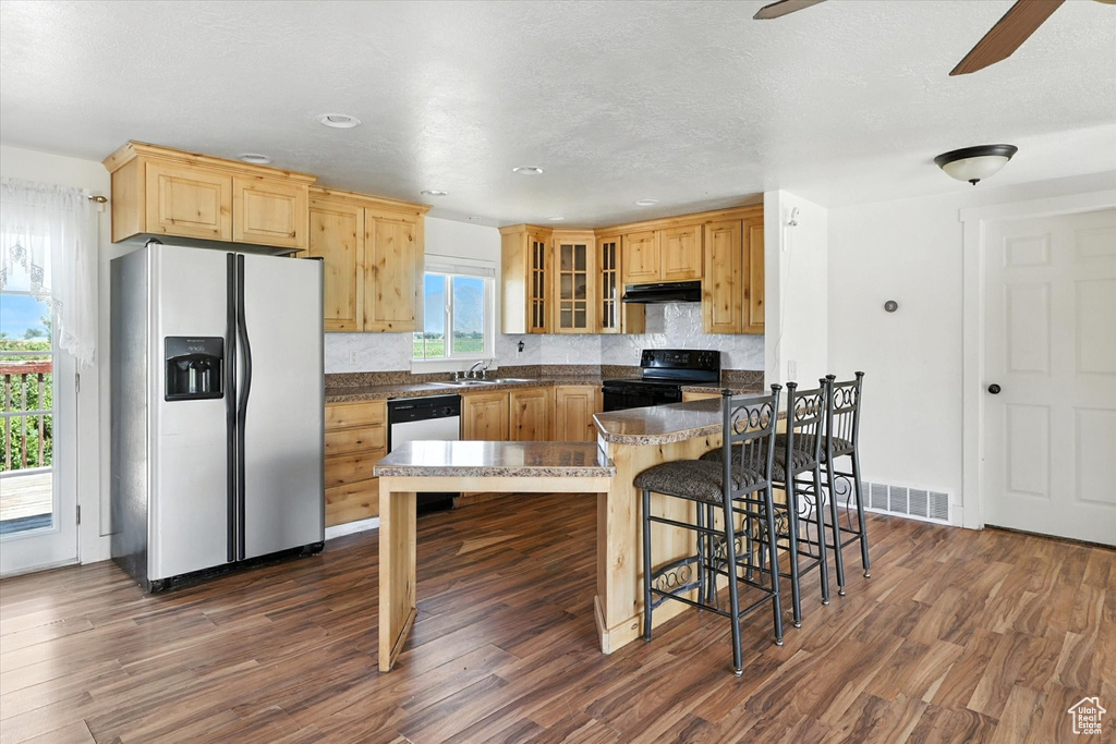 Photo 14 for MLS #2104019 at 2306 S Pelican Pond Rd