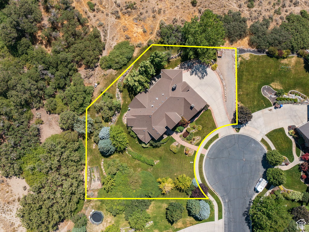 Photo 8 for MLS #2104026 at 925 S Healey Ct