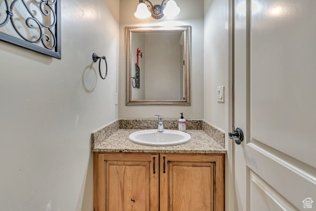 Photo 32 for MLS #2104026 at 925 S Healey Ct