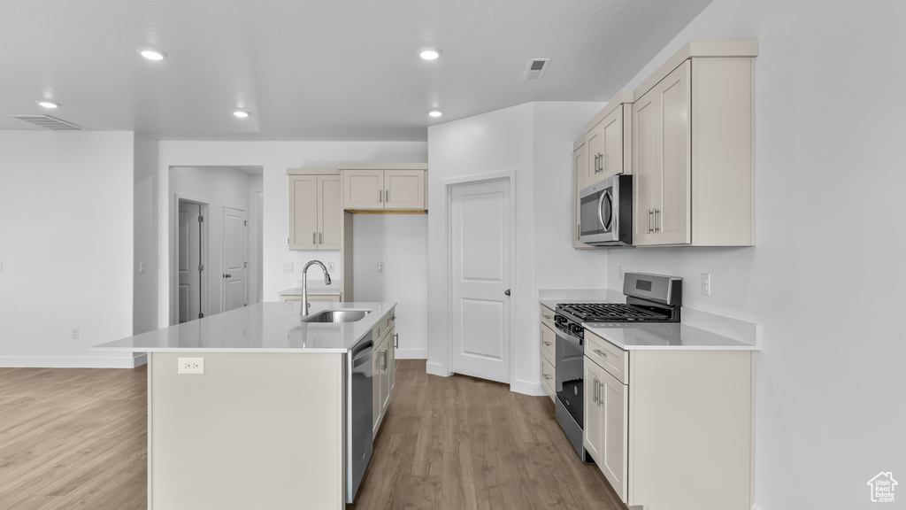 Photo 13 for MLS #2104030 at 1858 S Cyclone Dr #257