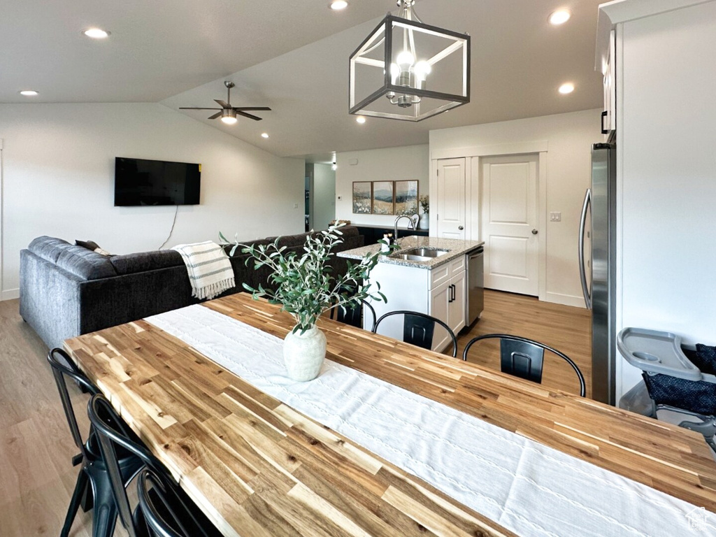 Photo 5 for MLS #2104032 at 379 N Sunrise Dr