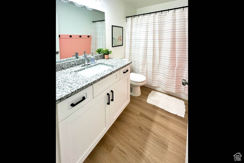 Photo 12 for MLS #2104032 at 379 N Sunrise Dr