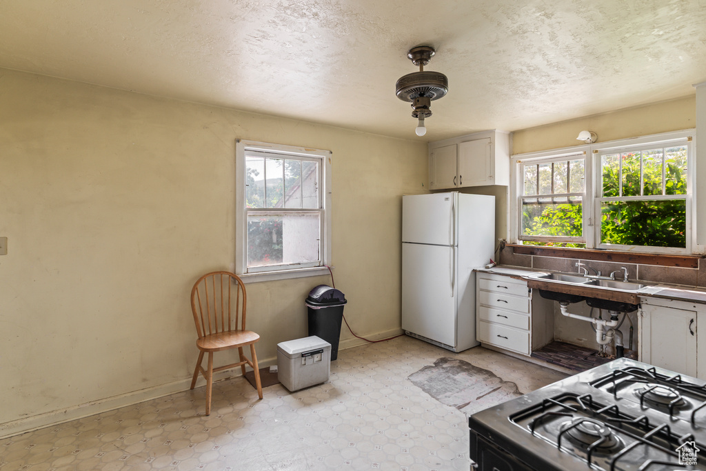 390 N STATE ST Salina, UT 84654