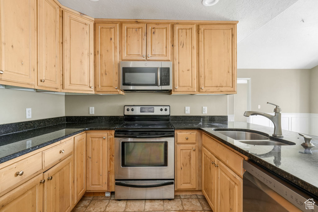 Photo 16 for MLS #2104039 at 115 S 930 East