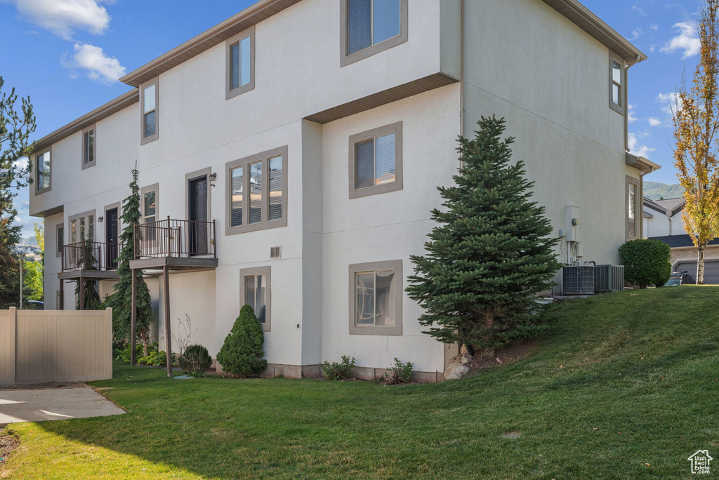 Photo 37 for MLS #2104060 at 909 E Rosebud Ct
