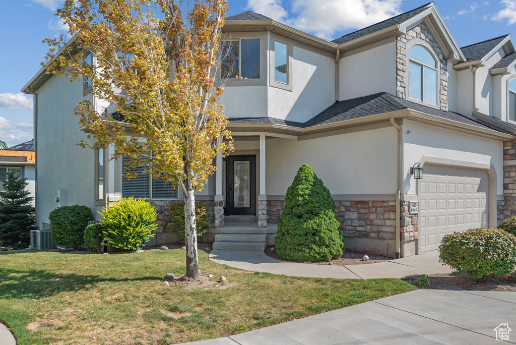 Photo 2 for MLS #2104060 at 909 E Rosebud Ct