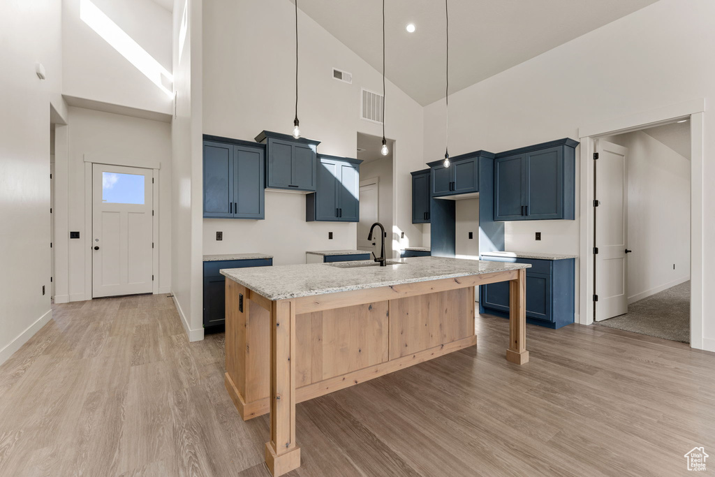 Photo 13 for MLS #2104073 at 4380 E Sego Lily Cir
