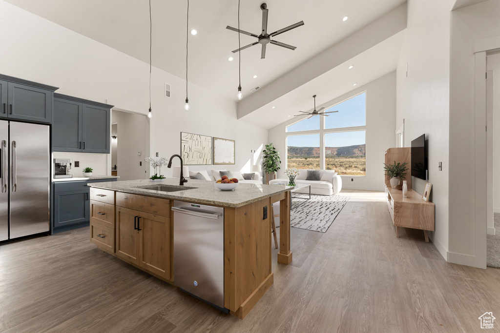 Photo 4 for MLS #2104073 at 4380 E Sego Lily Cir