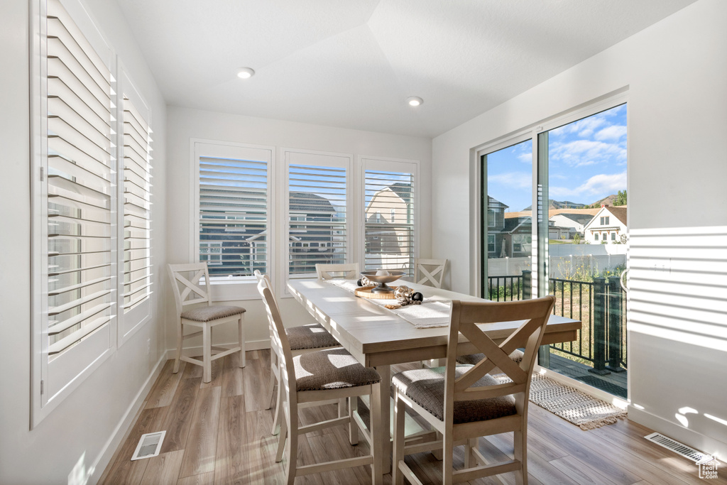 Photo 10 for MLS #2104083 at 1116 W Rock Ridge Dr