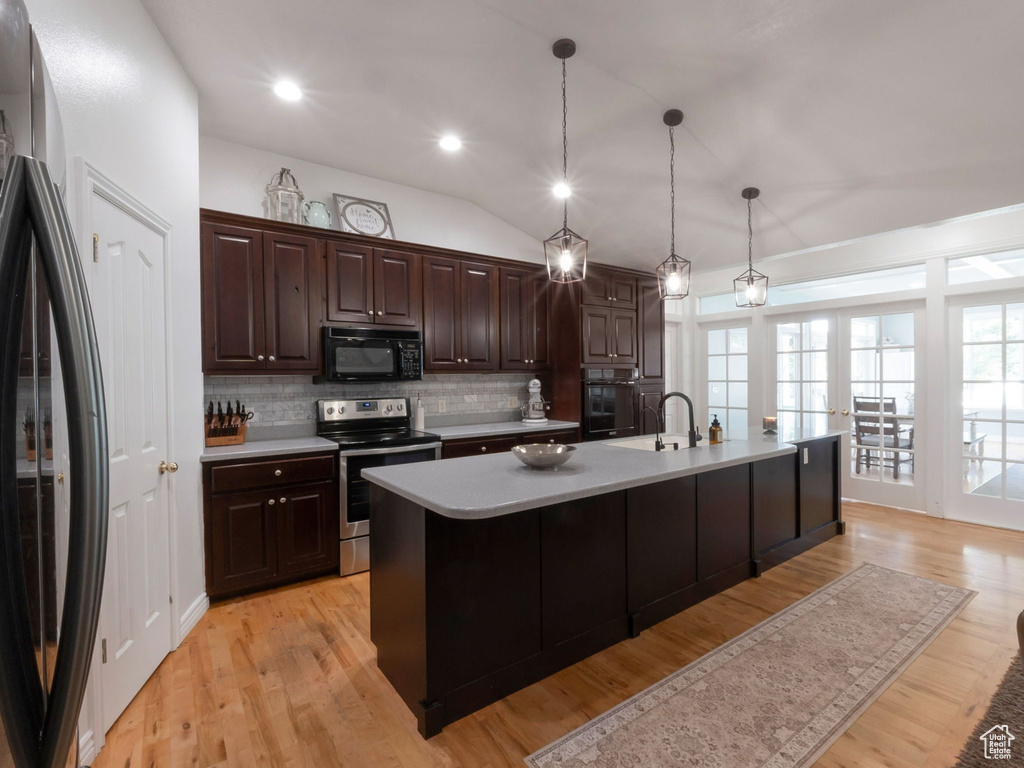 Photo 8 for MLS #2104090 at 147 E 1600 North