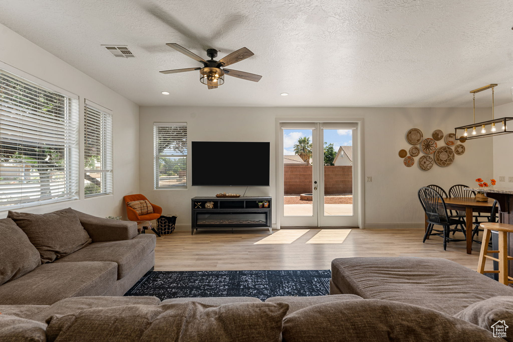 Photo 6 for MLS #2104093 at 283 W Harvest Ln