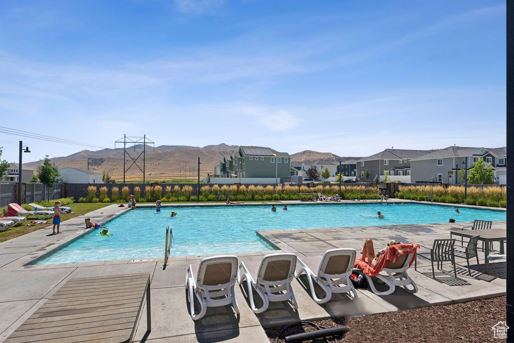 7217 N CLOVER LEAF LN Eagle Mountain, UT 84005