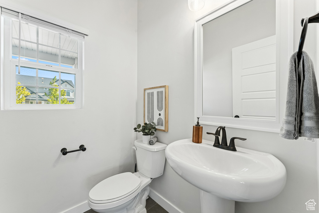 Photo 4 for MLS #2104109 at 133 E Meandering Way