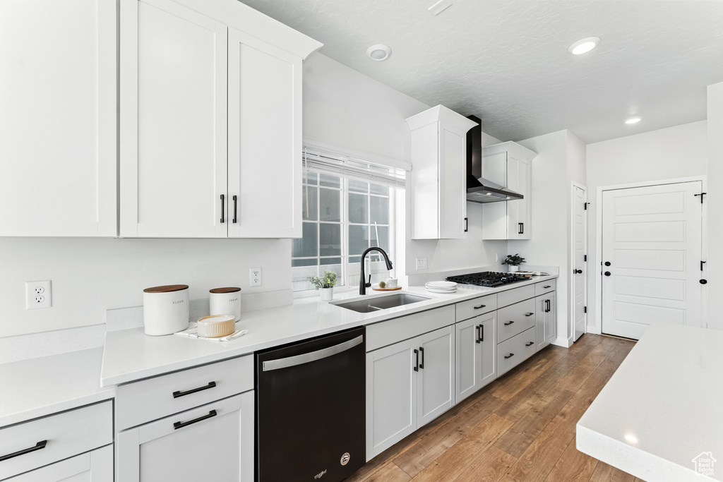 Photo 11 for MLS #2104109 at 133 E Meandering Way