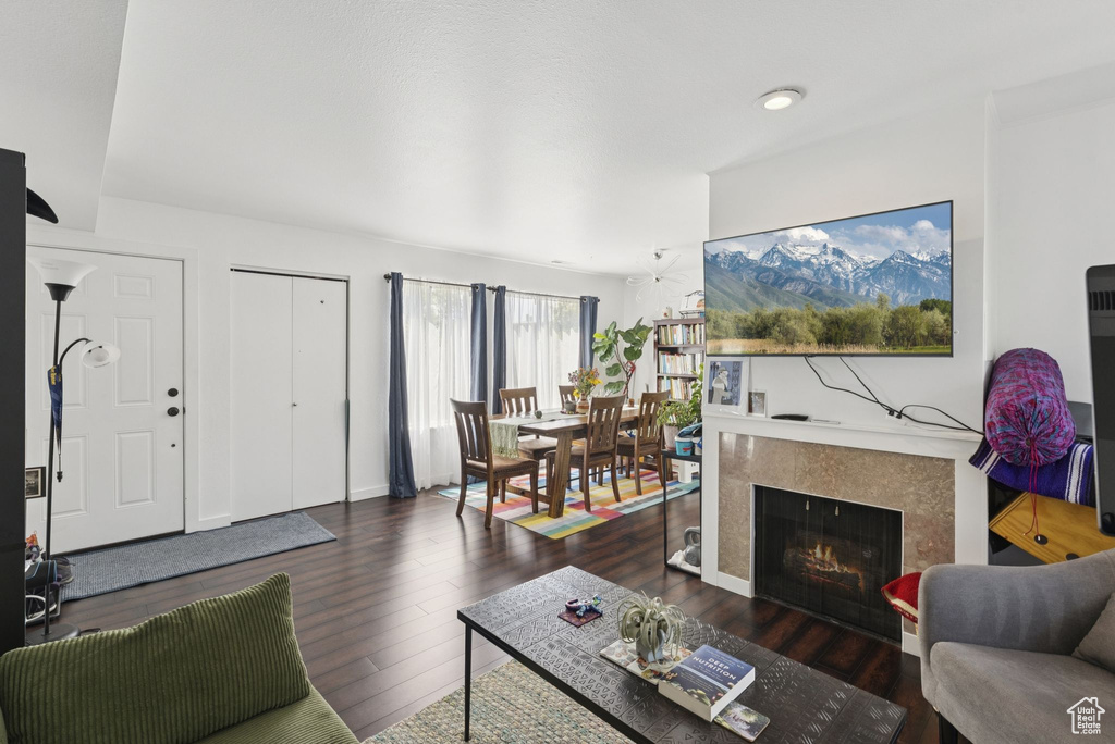 Photo 6 for MLS #2104124 at 2430 S Elizabeth St #5